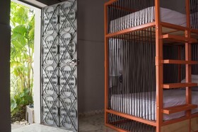 Siete Cuatro Guest House