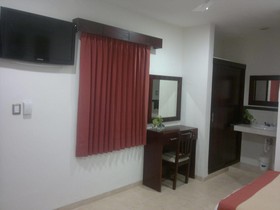 Playa Linda Hotel