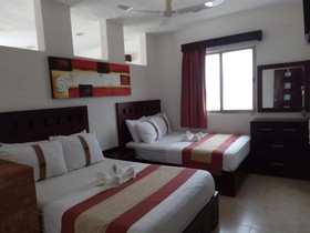 Playa Linda Hotel