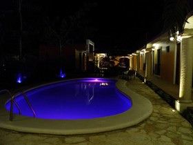 El Zaguán Colonial