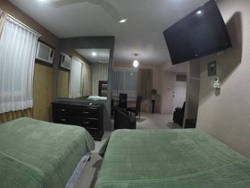 Hotel & Suites Country