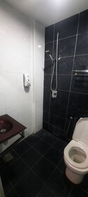 Rg Hotel by OYO