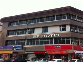 Room V at Jalan Jenang