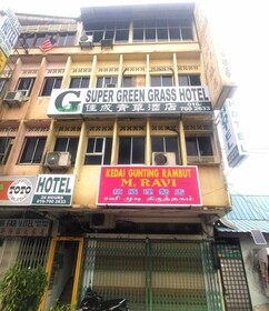 Spot On 90625 Super Green Grass Hotel