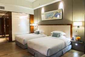 Country Garden Forest City Phoenix Hotel