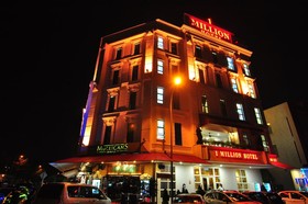 1 Million Hotel