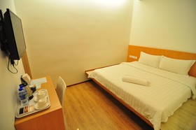 1 Million Hotel