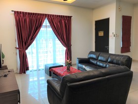 Casa Azlinda Muslim by Oyo Rooms