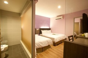 CIQ Hotel