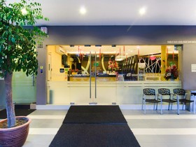 Eight Days Boutique Hotel - Mount Austin