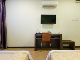Eight Days Boutique Hotel - Mount Austin