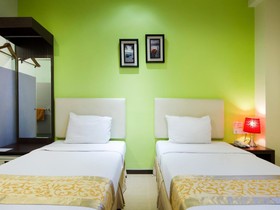 Eight Days Boutique Hotel - Mount Austin
