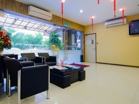 Eight Days Boutique Hotel - Mount Austin