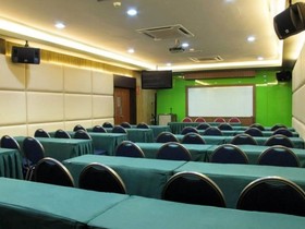 Eight Days Boutique Hotel Permas Jaya