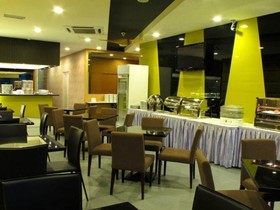 Eight Days Boutique Hotel Permas Jaya