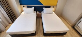 Fives Hotel Meldrum