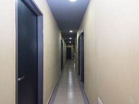 Fully House Hotel by OYO Rooms