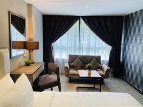 Glex Hotel Signature JB
