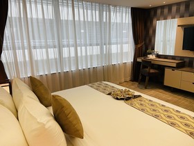 Glex Hotel Signature JB