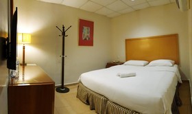 Golden Court Hotel - Sri Pelangi