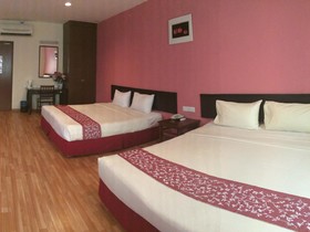 Grand Far East Hotel