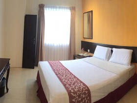 Grand Far East Hotel