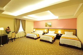 Hallmark Regency Hotel