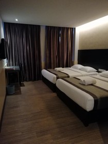 Hotel Austin Paradise