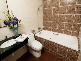 Hotel S Bee