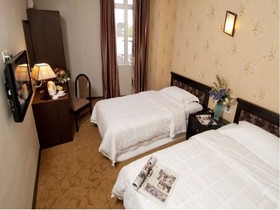 Hotel S Bee