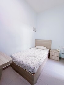 Kozi Hotel