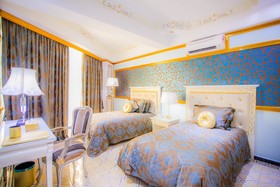 Lace Boutique Hotel
