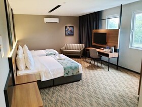 Nb Hotel
