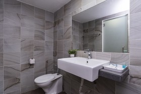 OYO 519 Domus Hotel