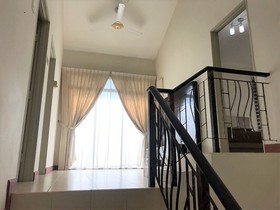Oyo 90476 Casa Azlinda Muslim Homestay I