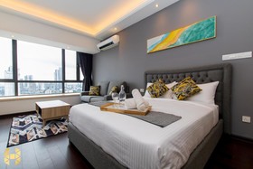 R&F Princess Cove CIQ Premium Sea & City view Suites by NEO