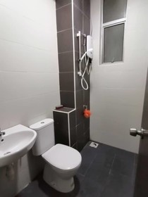 Suriamas Suites Condominum by OYO Rooms