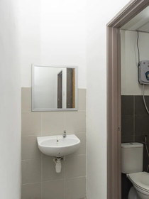 The Rooms Jb by OYO Rooms
