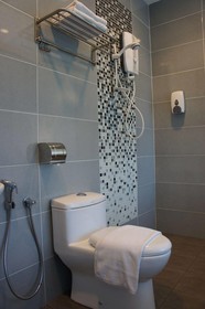V3 Hotel
