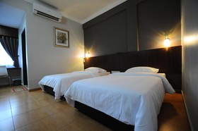 Ailang Hotel