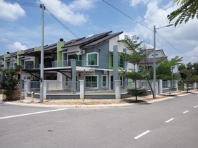 Homestay ImpianaCasa Kluang