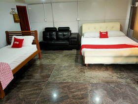 Oyo 89799 Hi 5 Holiday Village