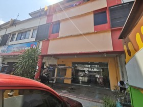Oyo 90086 My Seven Days Inn