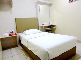 Rg Grand Hotel