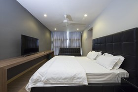 Oyo 90271 Tai Hoe Apartment