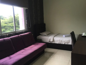 Mf Hotel by OYO Rooms