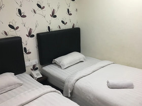 Mf Hotel by OYO Rooms