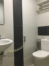 Mf Hotel by OYO Rooms