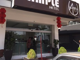 Ample Hotel