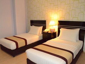 BlueBell Hotel